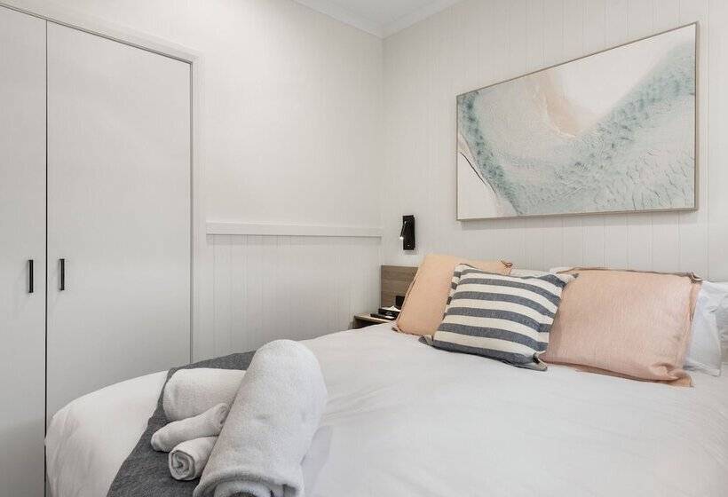 בית מלון כפרי Ingenia Holidays Merry Beach