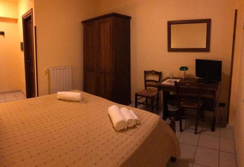 בית מלון כפרי La Locanda Di San Francesco