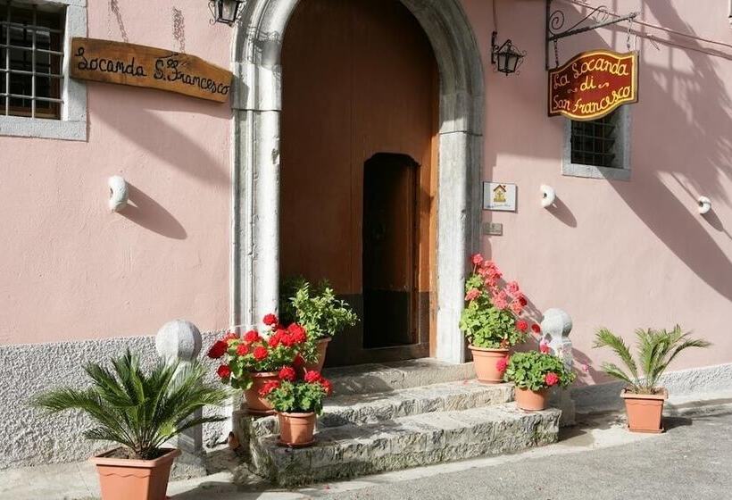 בית מלון כפרי La Locanda Di San Francesco