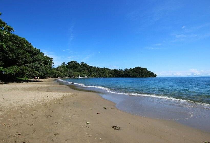 ホテル Nautilos Trigana