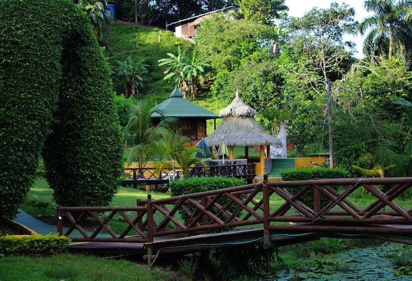 ホテル Nautilos Trigana