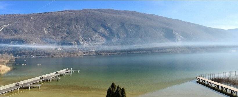 Отель Novalaise Plage