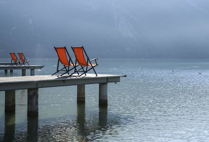 Отель Novalaise Plage