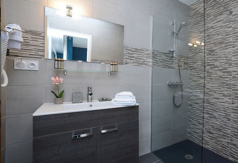 Отель Novalaise Plage