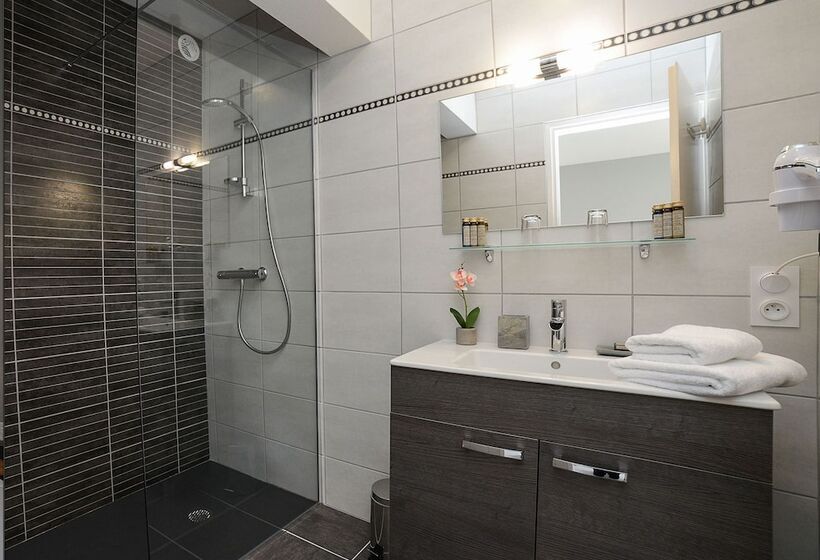 Отель Novalaise Plage