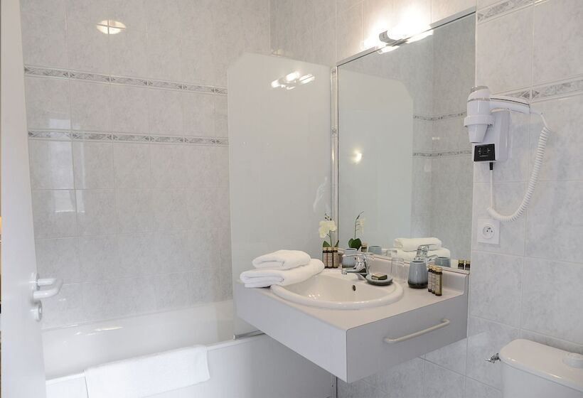 Отель Novalaise Plage