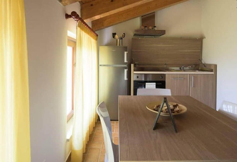 فندق ريفى Agriturismo Annarella