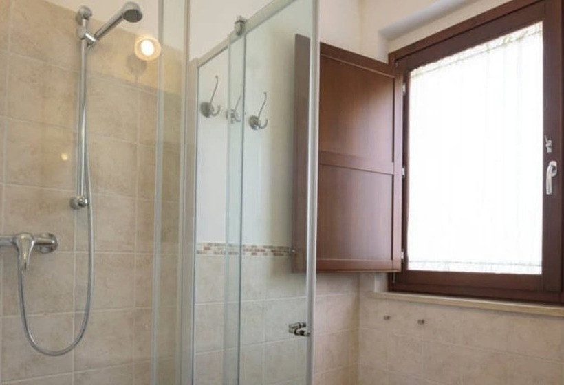 فندق ريفى Agriturismo Annarella