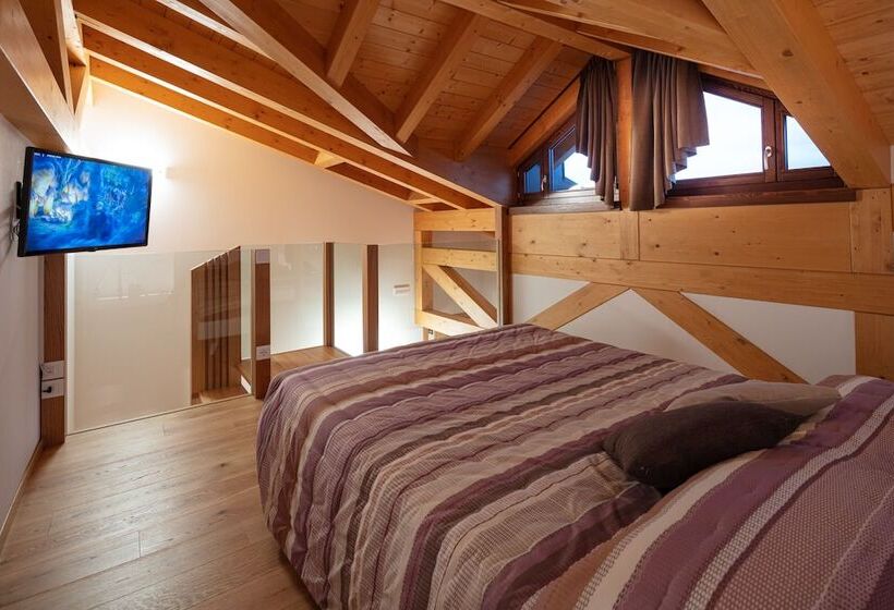 בית מלון כפרי Agriturismo I Comelli