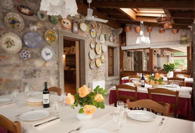 בית מלון כפרי Agriturismo I Comelli