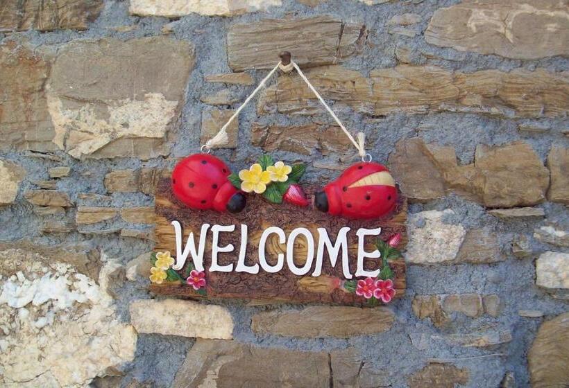 בית מלון כפרי Il Nido Delle Rondini