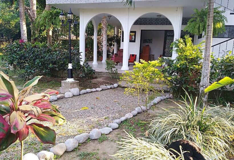 호텔 Tierralinda Finca Cottage