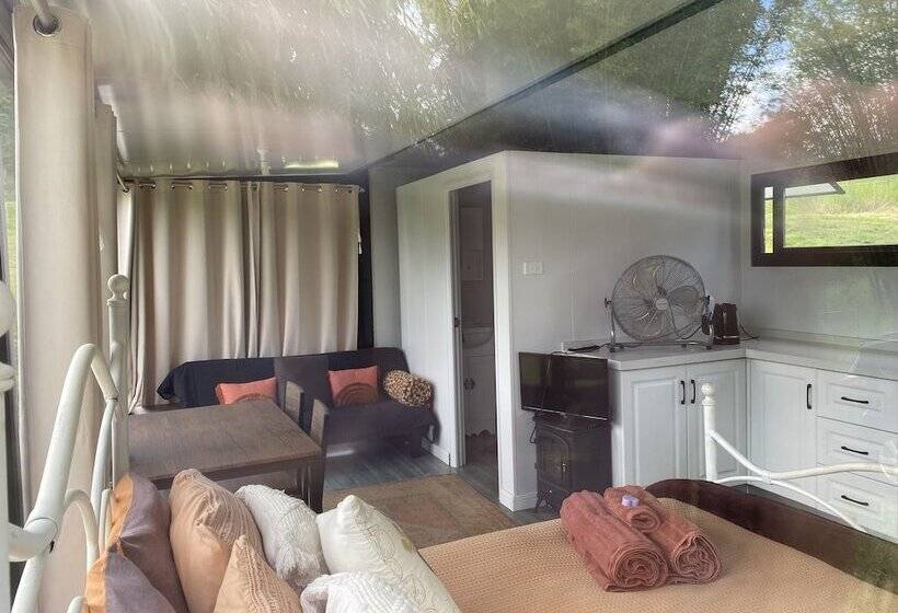 Nimbin Waterfall Retreat