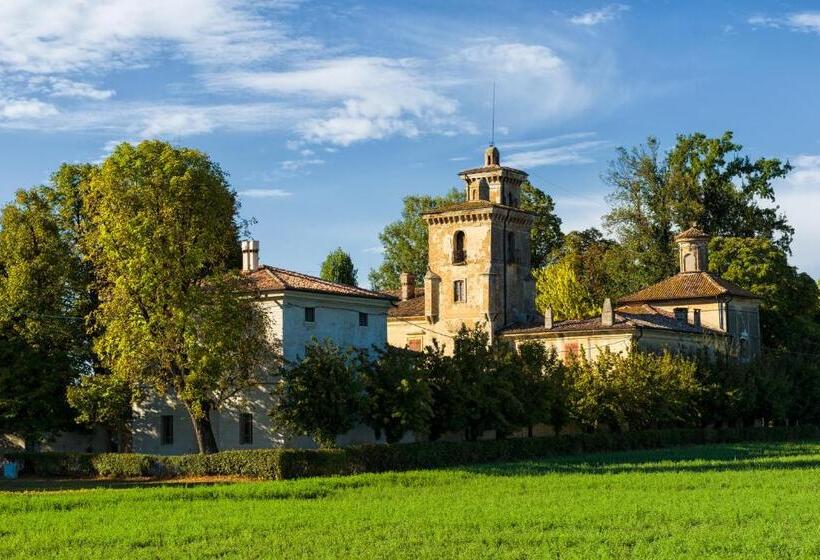 Ostello Castello Mina Della Scala