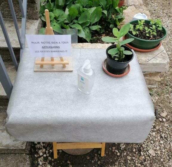 Пансион Chambre D Hôtes Le Chat Botté