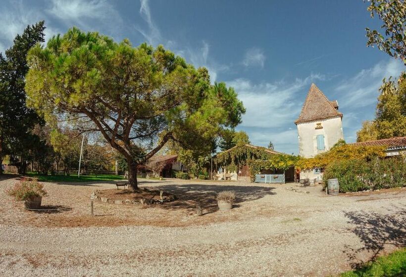 بنسيون Domaine Bessiere