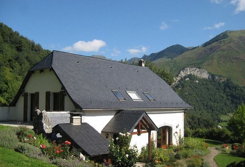 بنسيون L Espiatet   Les Gites