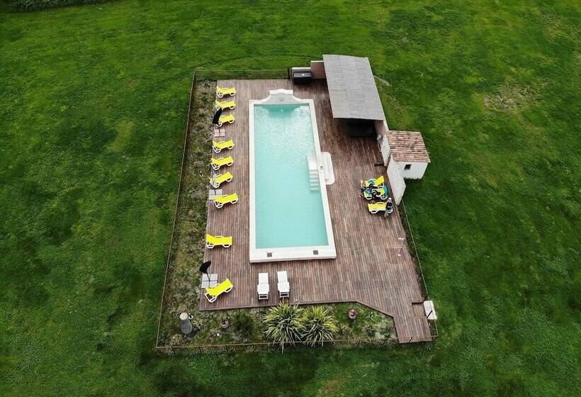 Пансион La Bastide Des Amouriers