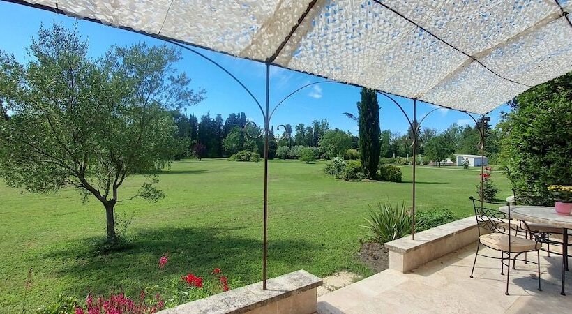 Пансион La Bastide Des Amouriers