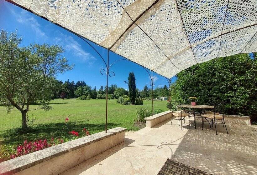 Пансион La Bastide Des Amouriers