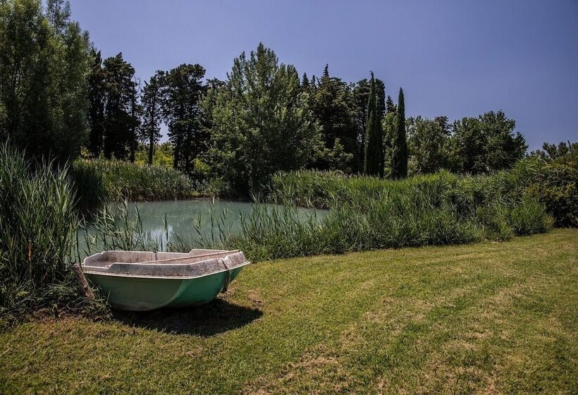 Пансион La Bastide Des Amouriers