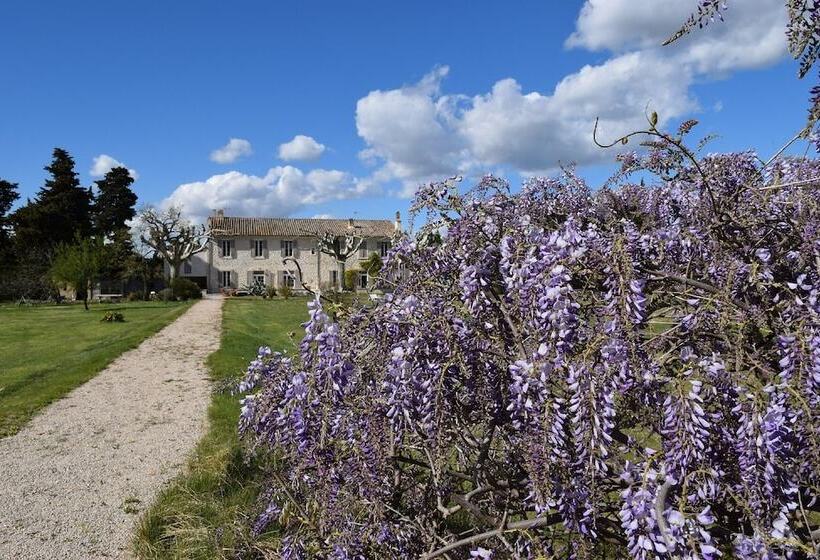 Пансион La Bastide Des Amouriers