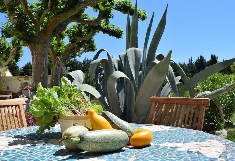 Пансион La Bastide Des Amouriers