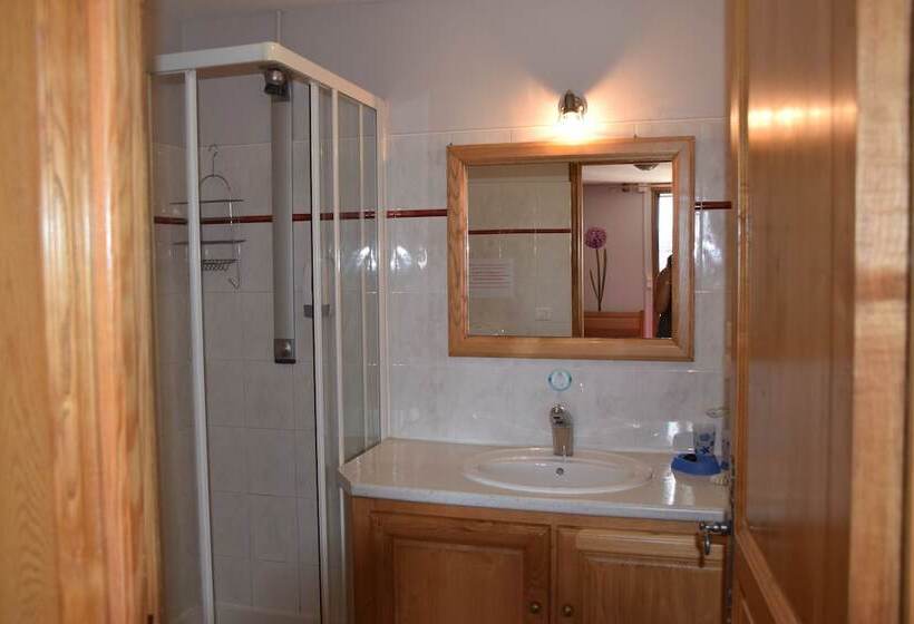 膳宿费 La Ferme De L'hom