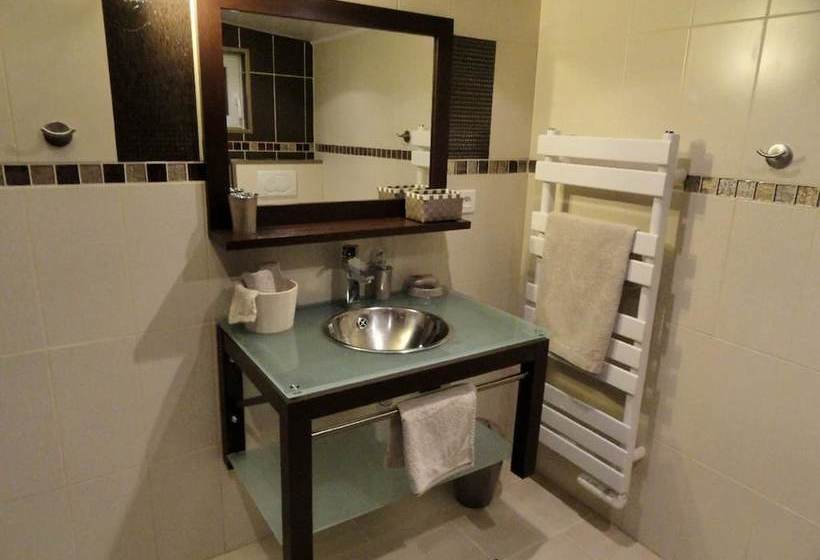 פנסיון La Grange De Georges