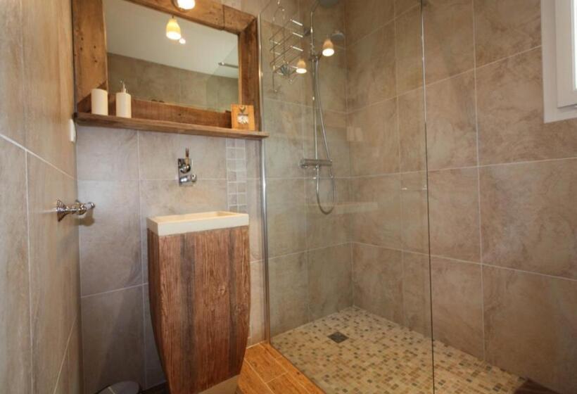 פנסיון La Haute Muraille