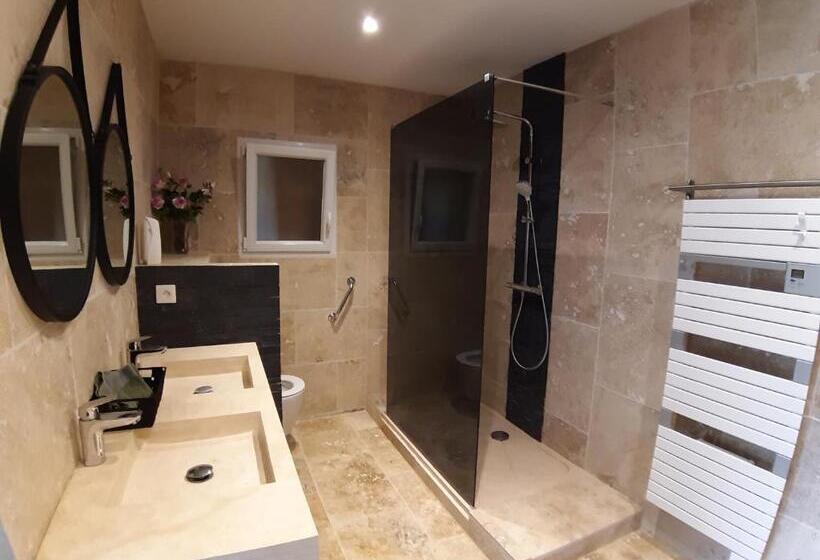 بنسيون Gîtes La Musardière