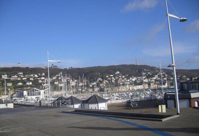 Пансион Le Clos Des Hautes Loges