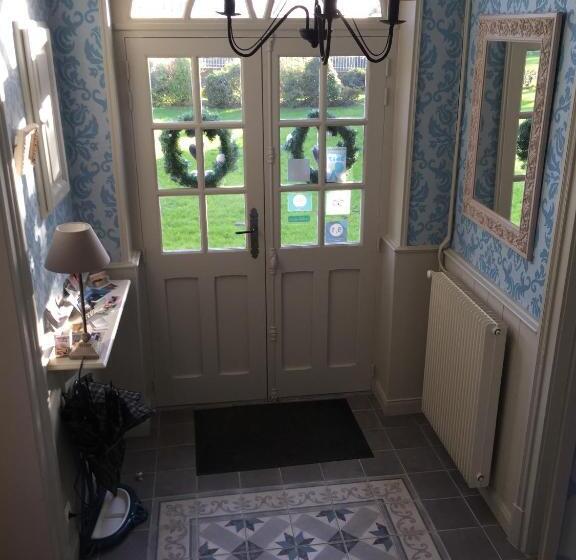 Пансион Le Clos Des Hautes Loges