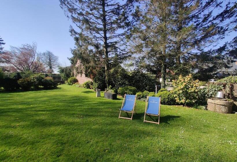 Пансион Le Clos Des Hautes Loges