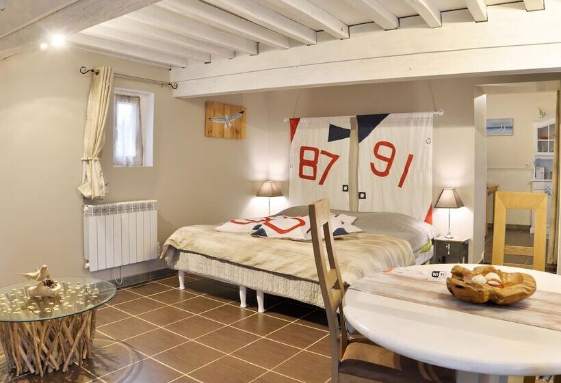 ペンション Le Domaine Des Platanes