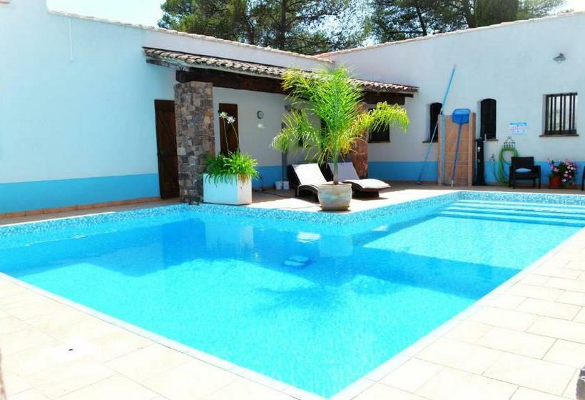 Пансион Le Patio Bleu