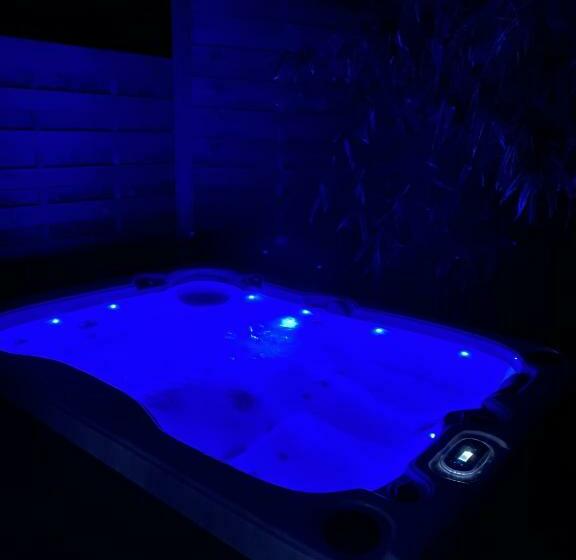 Пансион Le Patio Bleu