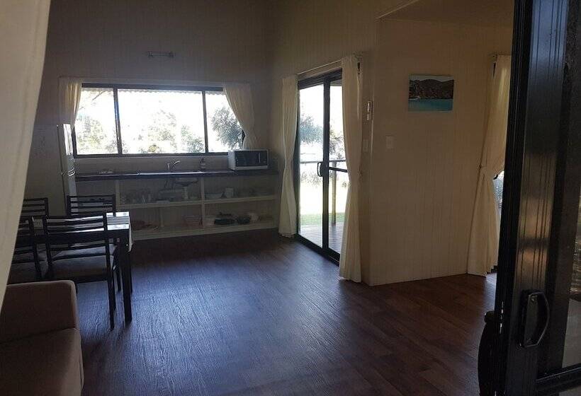 Wooli River Lodges