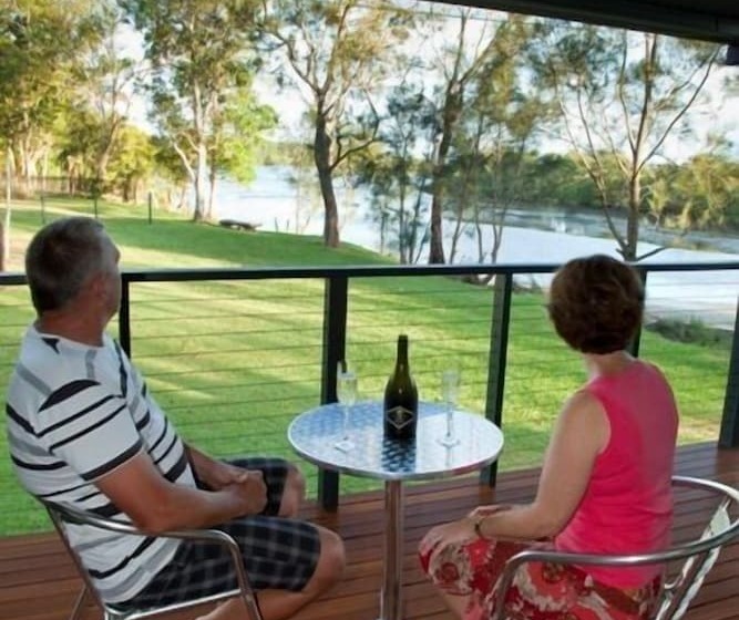 Wooli River Lodges