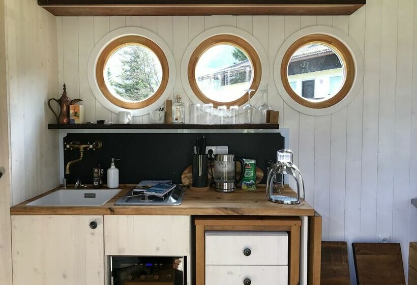 Almwagen Max Am Tegernsee