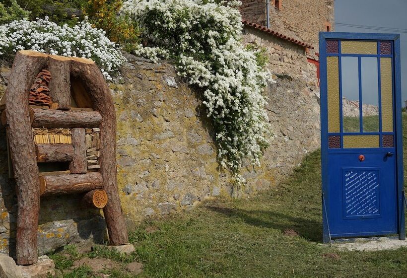 ベッドアンドブレックファースト Auberge Du Thiollet