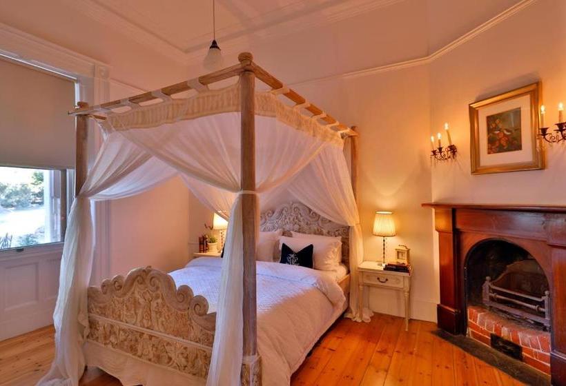 Bed and Breakfast Bungala House