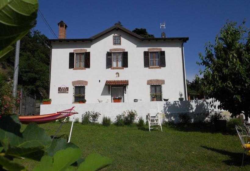 مبيت وإفطار Casa Clotilde