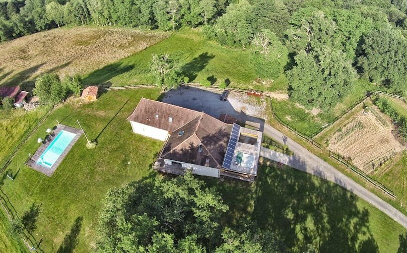 ベッドアンドブレックファースト Chambres D Hotes Azkena