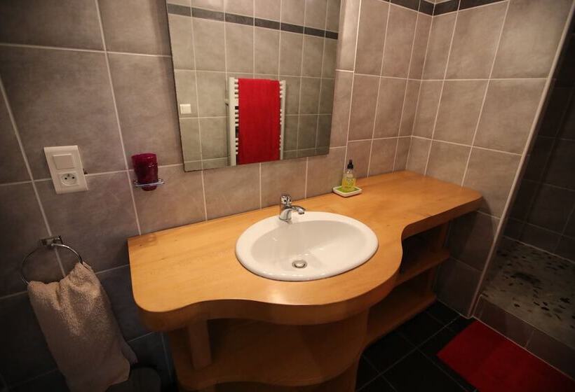 ベッドアンドブレックファースト Chambres D Hotes Azkena