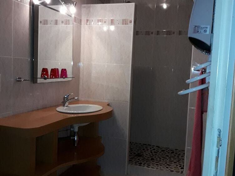 ベッドアンドブレックファースト Chambres D Hotes Azkena