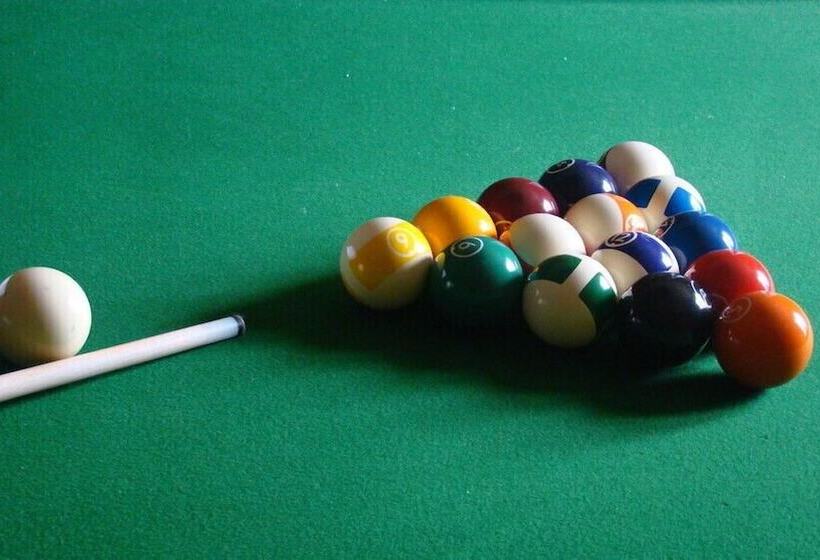 ベッドアンドブレックファースト Chambres D Hotes La Bruyere