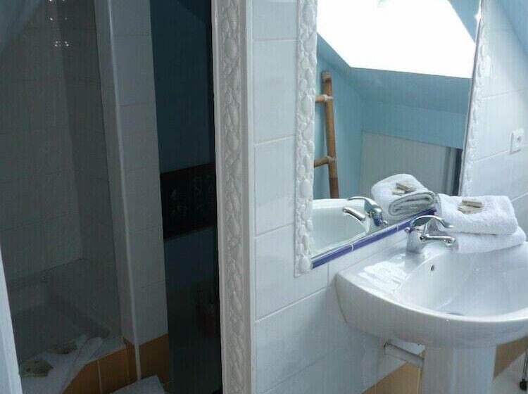 ベッドアンドブレックファースト Chambres D Hotes La Bruyere