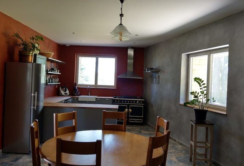 مبيت وإفطار Domaine De La Frissonnette