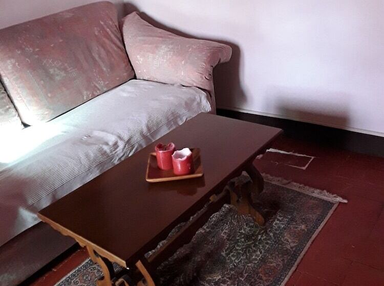 مبيت وإفطار La Casa Del Castello